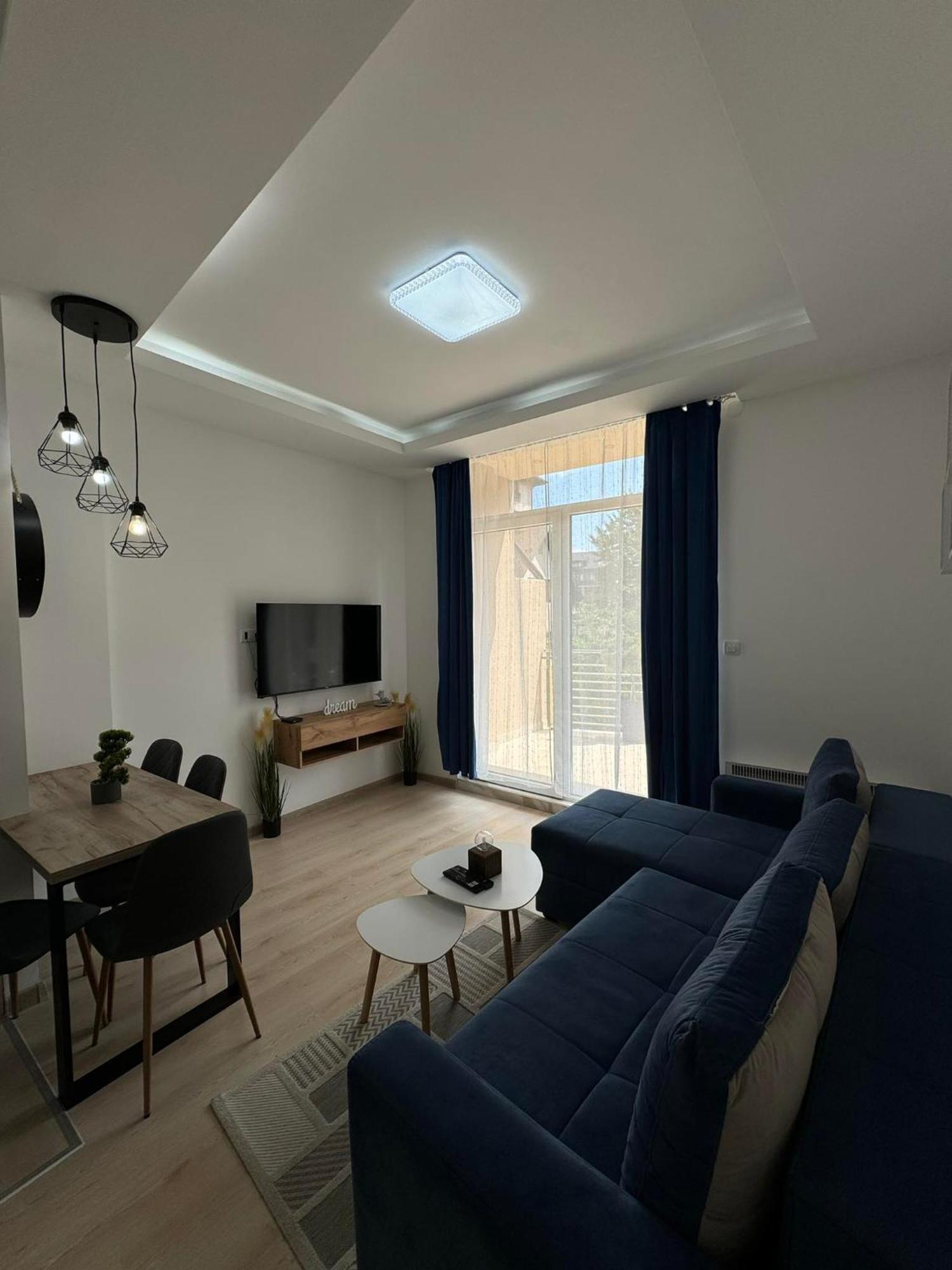Royal Apartment *